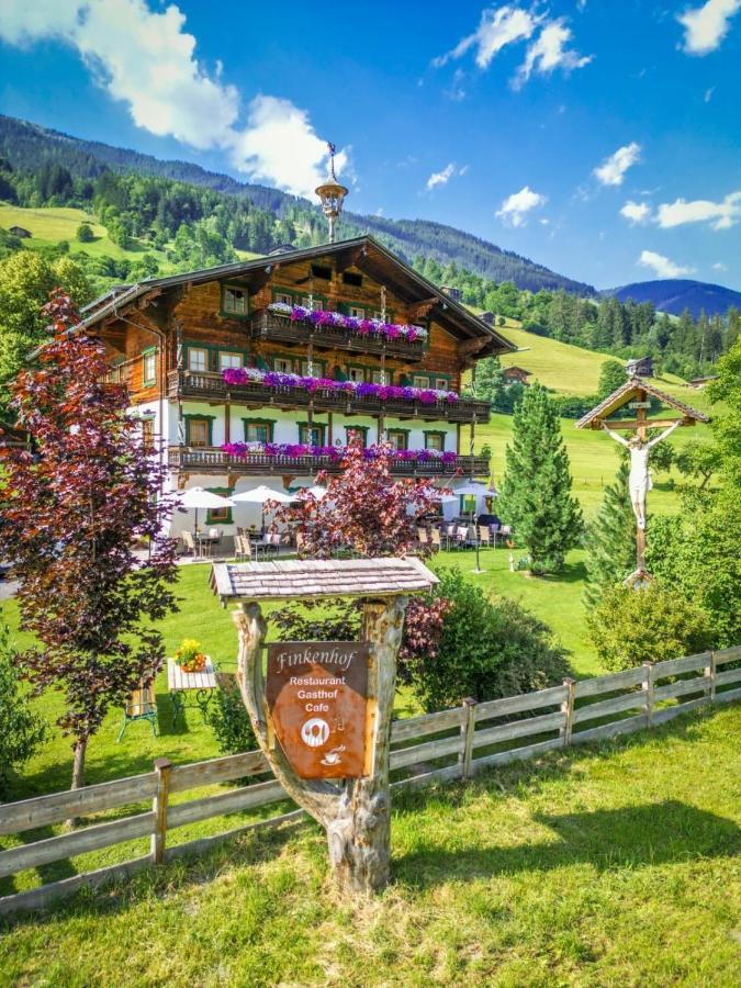 Gasthof Finkenhof ヴァルト・イム・ピンツガウ エクステリア 写真