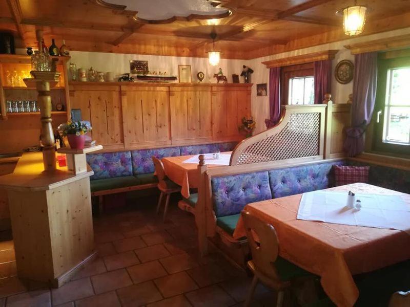 Gasthof Finkenhof ヴァルト・イム・ピンツガウ エクステリア 写真